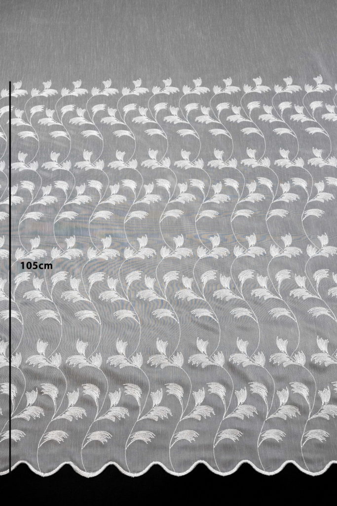 121941/300